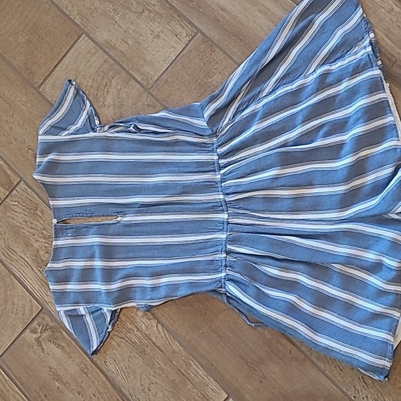 Blue Wrap Romper M Hollister Short Summer - Picture 5 of 7